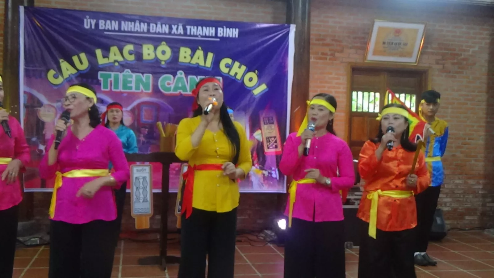 CÂU LẠC BỘ BÀI CHÒI TIÊN CẢNH - XÃ THANH BÌNH