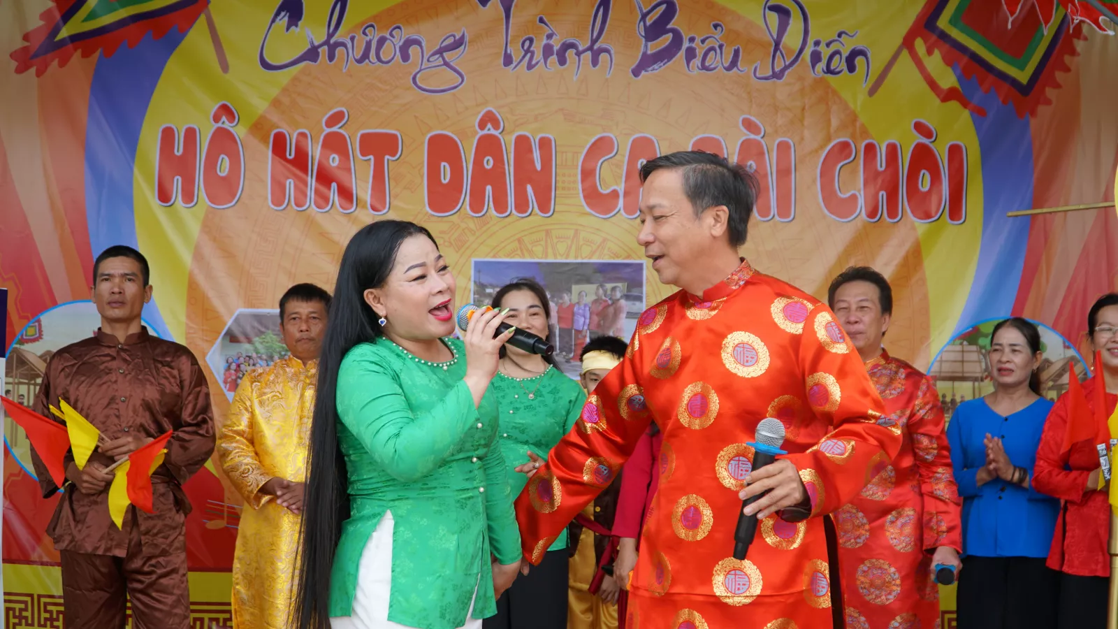 ĐI TÌM ĐỒNG ĐỘI