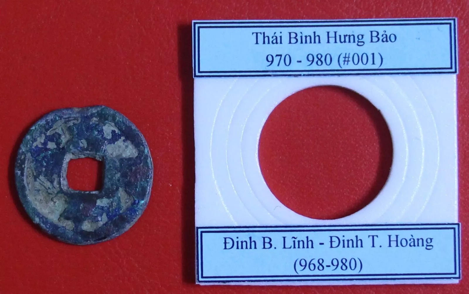 HƠN 300 HIỆN VẬT ĐƯỢC TRƯNG BÀY TẠI TRIỂN LÃM “TIỀN VIỆT NAM QUA CÁC THỜI KỲ”