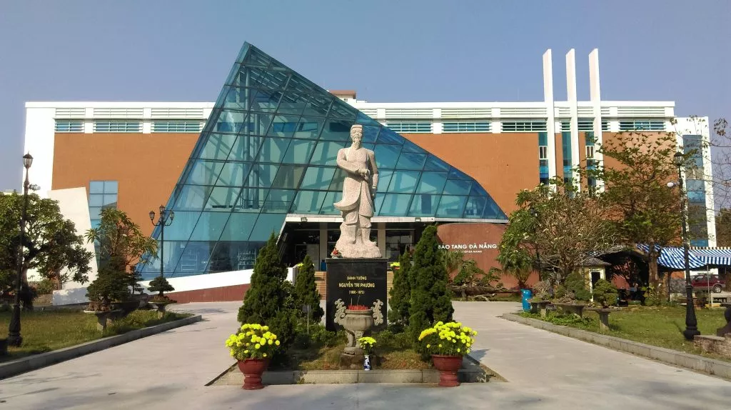 LỄ DÂNG HƯƠNG DANH TƯỚNG NGUYỄN TRI PHƯƠNG VÀ CÁC NGHĨA SĨ HY SINH TRONG BUỔI ĐẦU ĐÀ NẴNG KHÁNG PHÁP (1858 – 1860) VÀ GIỚI THIỆU SÚNG THẦN CÔNG VỪA ĐƯỢC PHÁT HIỆN TẠI ĐÀ NẴNG