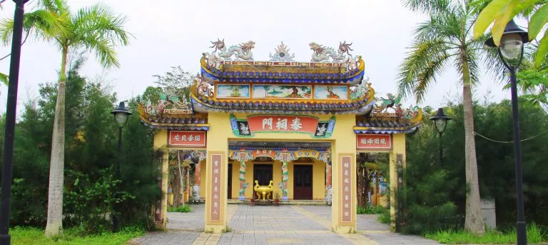 DI TÍCH NHÀ THỜ TỘC THÁI