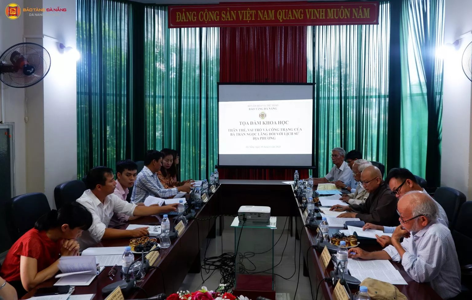 TỌA ĐÀM KHOA HỌC “THÂN THẾ, VAI TRÒ VÀ CÔNG TRẠNG CỦA BÀ TRẦN NGỌC LÃNG ĐỐI VỚI LỊCH SỬ HÌNH THÀNH VÀ PHÁT TRIỂN LÀNG ĐÀ SƠN”