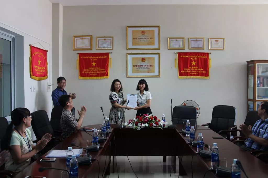 CÔNG BỐ QUYẾT ĐỊNH BỔ NHIỆM LẠI PHÓ GIÁM ĐỐC BẢO TÀNG ĐÀ NẴNG