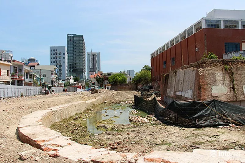 ĐÀ NẴNG: PHÁT LỘ NHIỀU TƯỜNG HÀO, MÓNG GẠCH GỐC CỦA THÀNH ĐIỆN HẢI