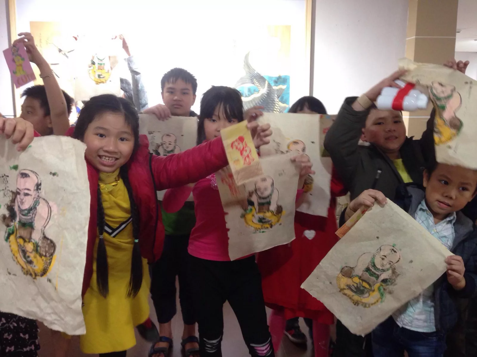 Hoạt động trải nghiệm "Tranh dân gian và Tết"